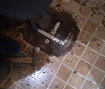 潍坊卫生间漏水维修公司为您分享下卫生间渗水如何处理及注意事项