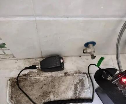 潍坊屋顶漏水维修公司分享下卫生间漏水的危害及解决方法